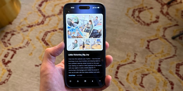 Looki L1 can create a story of your day and share it like an HQ