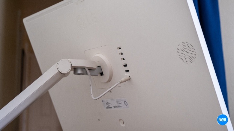 Ports on the LG Smart Monitor Swing