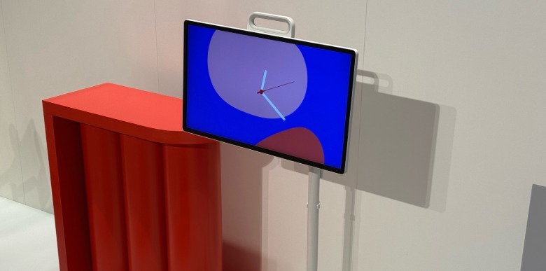 Samsung's new Movingstyle portable touchscreen TV